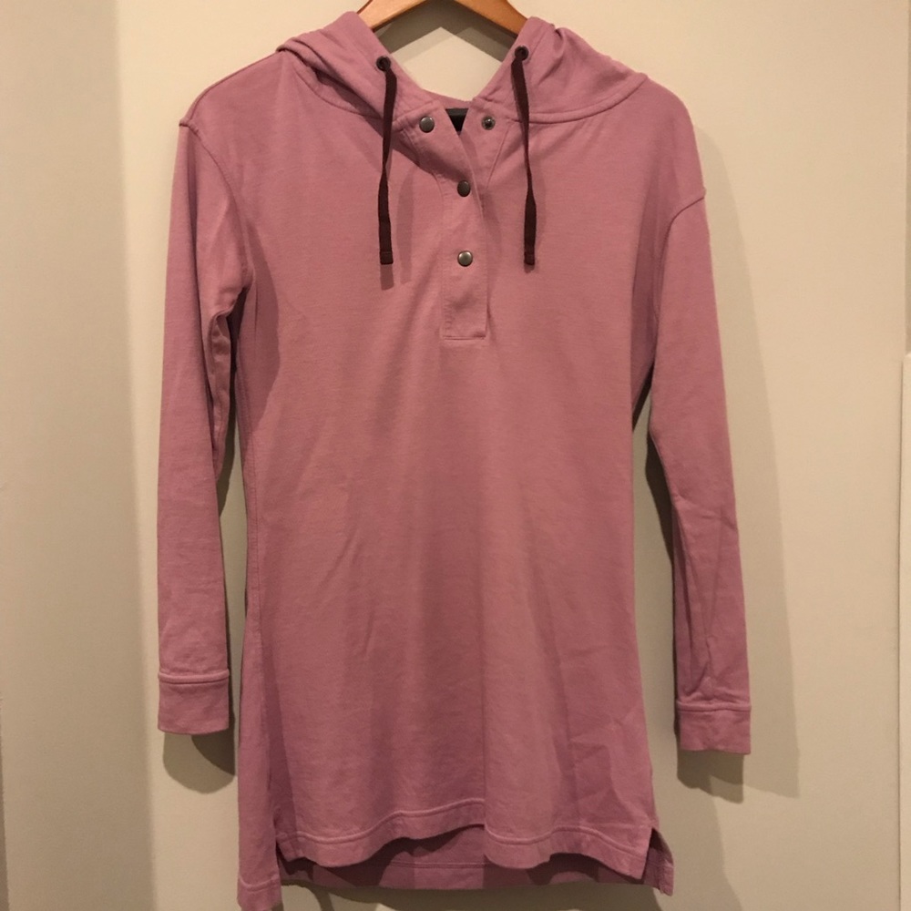 Patagonia Long Hoodie NWOT